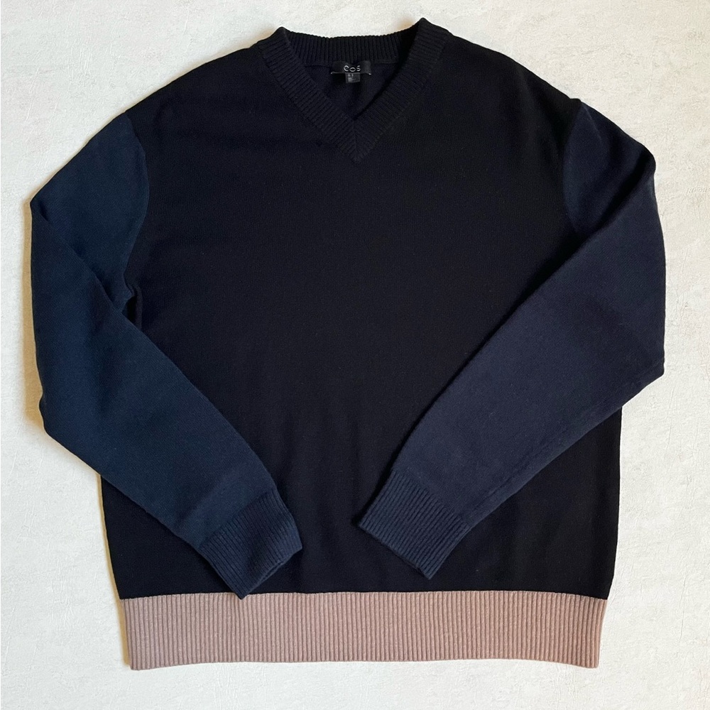 Cos Black and Navy V-Neck Sweater